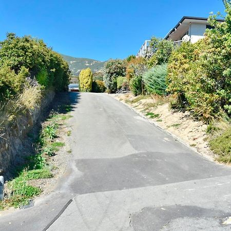 Akaroa Harbour View - Christchurch Holiday Homes Екстер'єр фото