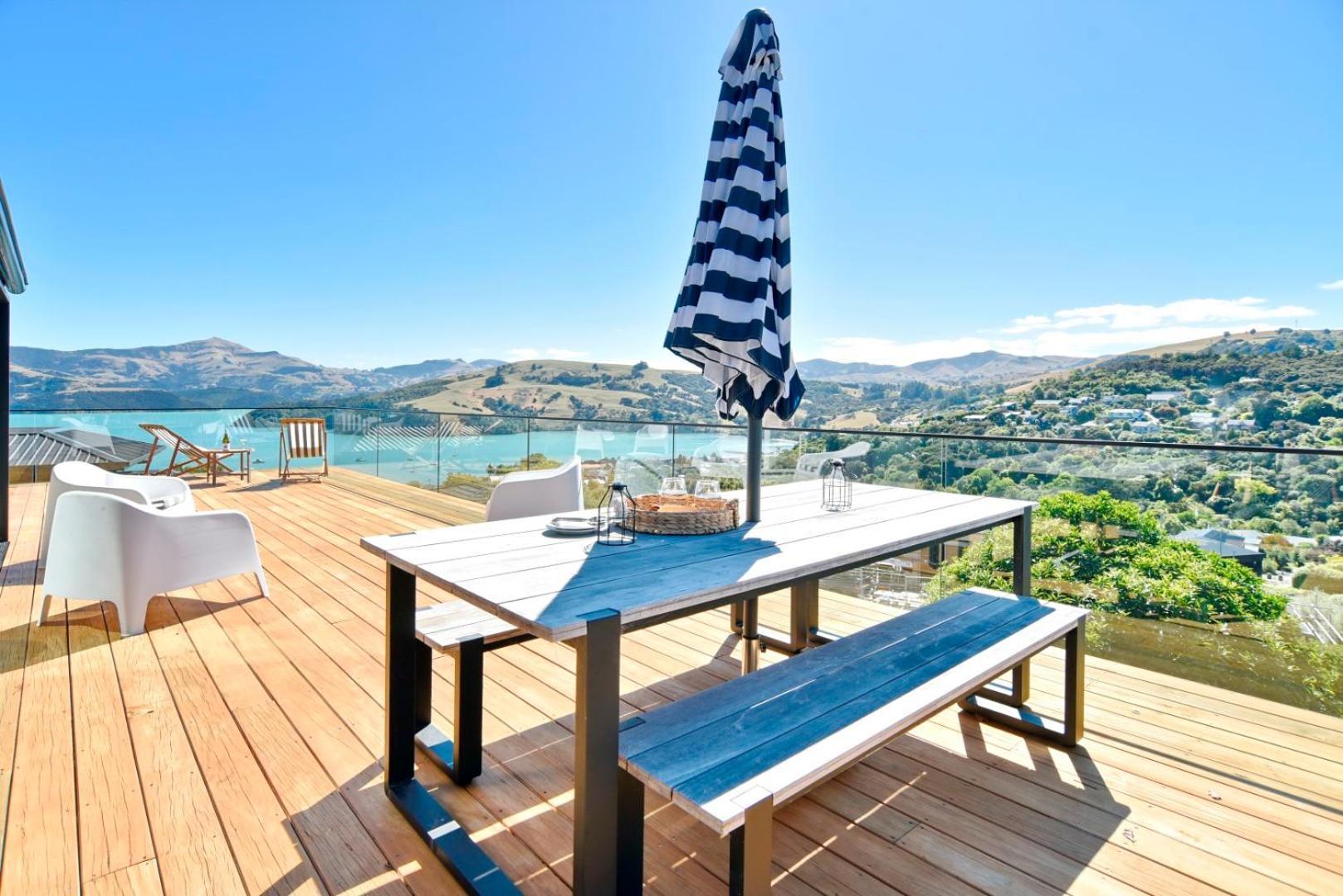 Akaroa Harbour View - Christchurch Holiday Homes Екстер'єр фото