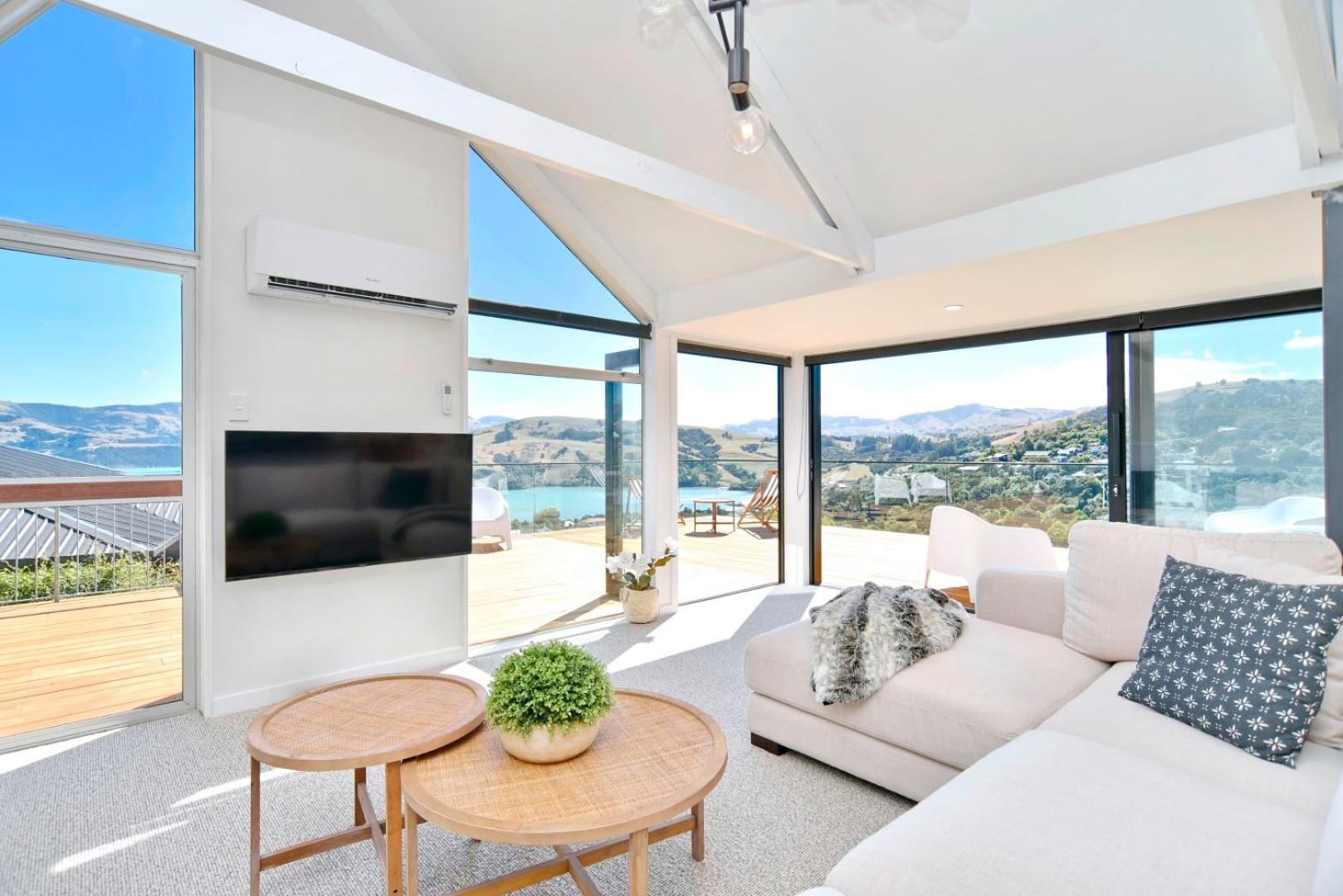 Akaroa Harbour View - Christchurch Holiday Homes Екстер'єр фото